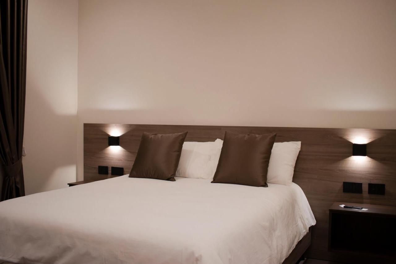 ナポリ Augusto132 Bed & Breakfast エクステリア 写真